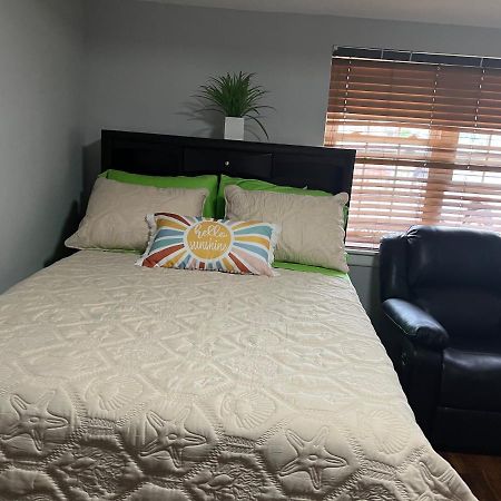 A Deluxe Room Нью-Йорк Экстерьер фото